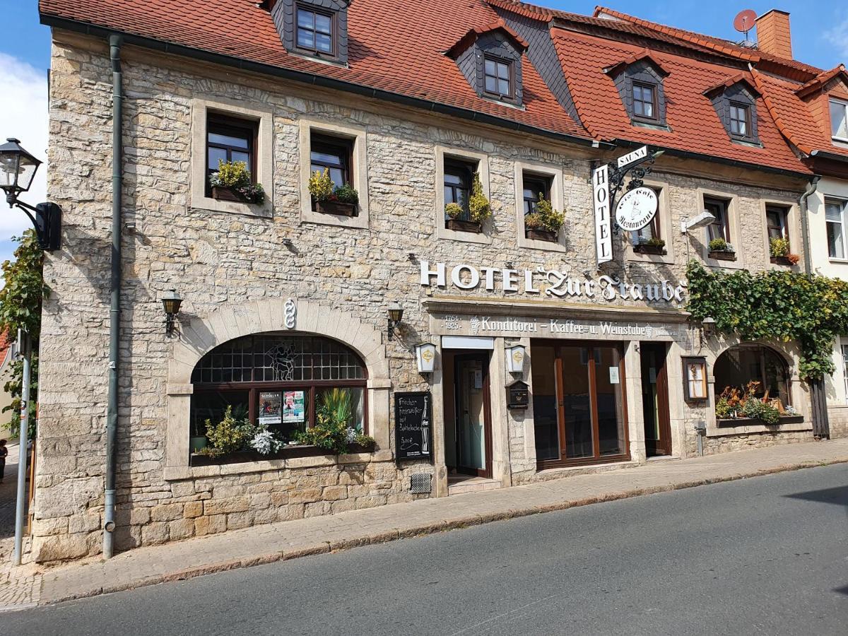 Hotel Zur Traube Freyburg Bagian luar foto
